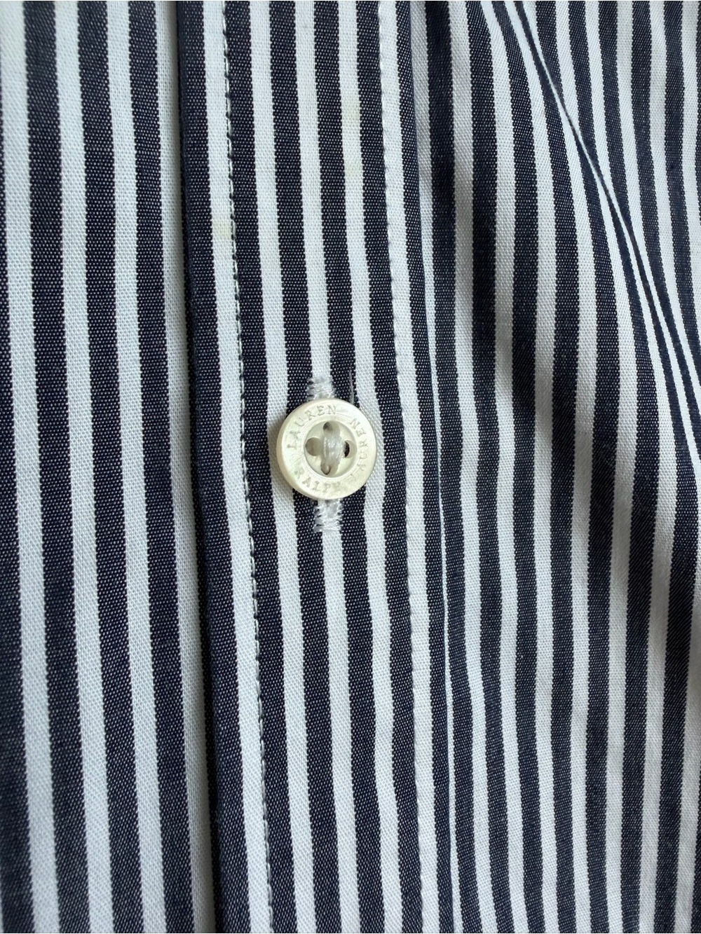 Lauren Ralph Lauren Women’s Non-Iron Striped Button Down Shirt - Size Medium - Picture 5 of 8